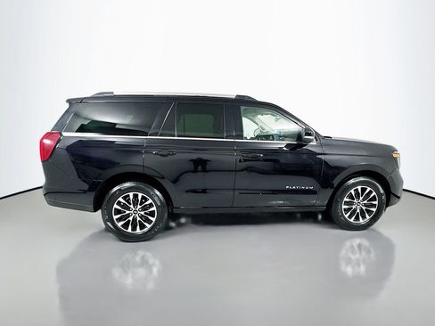 Used 2025 Ford Expedition Platinum AWD/4WD image 9