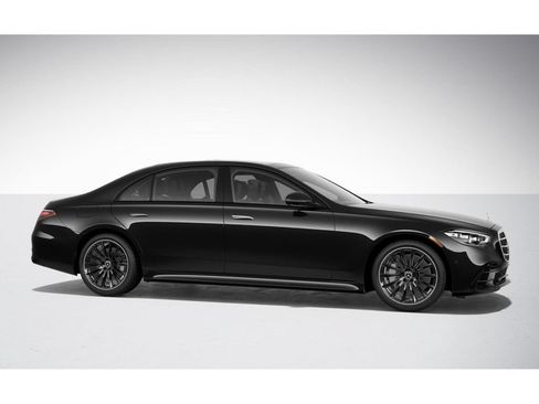 Used 2025 Mercedes-Benz S 580e 4MATIC Sedan image 14
