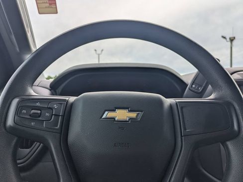 Used 2023 Chevrolet Silverado 1500 Custom AWD/4WD image 27
