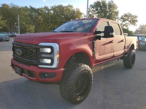 Used 2025 Ford F250 Lariat w/ Lariat Ultimate Package image 2