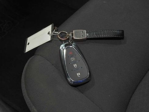 Used 2020 Chevrolet Malibu RS image 25