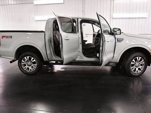 Used 2023 Ford Ranger Lariat w/ FX4 Off-Road Package image 32