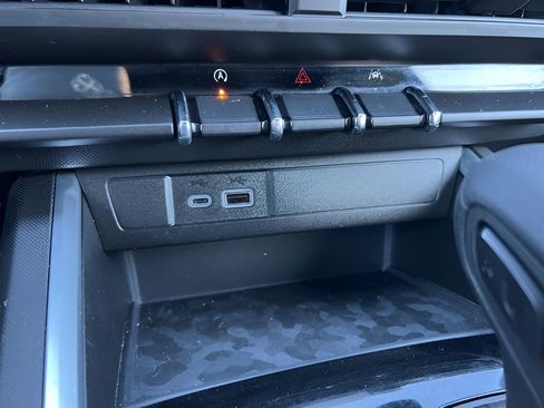 Used 2024 Chevrolet Colorado Trail Boss w/ Advanced Trailering Package image 13