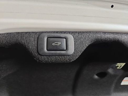 Used 2020 Lexus ES 350 Ultra Luxury w/ Accessory Package image 35