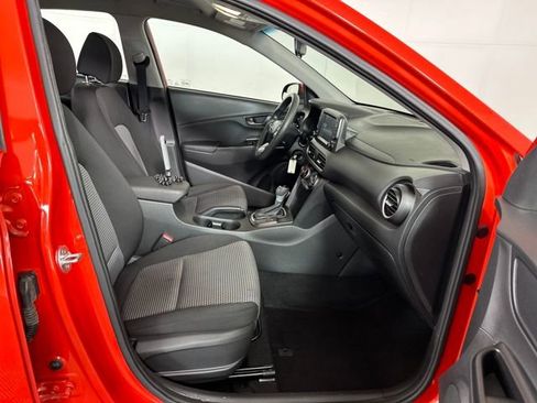 Used 2020 Hyundai Kona SE image 28