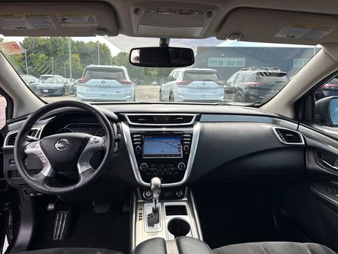 Used 2018 Nissan Murano SV AWD/4WD image 28