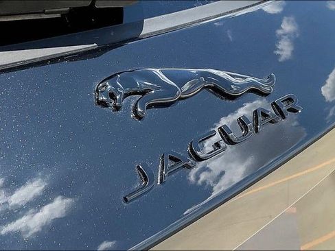 New 2026 Jaguar F-PACE R-Dynamic S image 9
