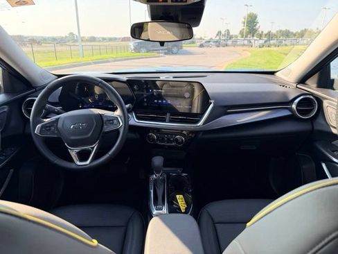 Certified 2026 Chevrolet Trax ACTIV FWD image 6
