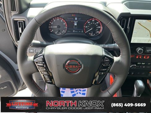 Used 2025 Nissan Frontier PRO-4X w/ Pro Premium Package image 8