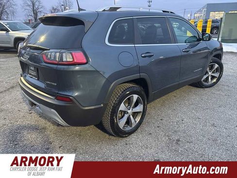 Used 2019 Jeep Cherokee Limited image 4