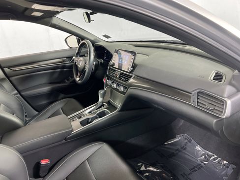 Used 2022 Honda Accord Sport image 26