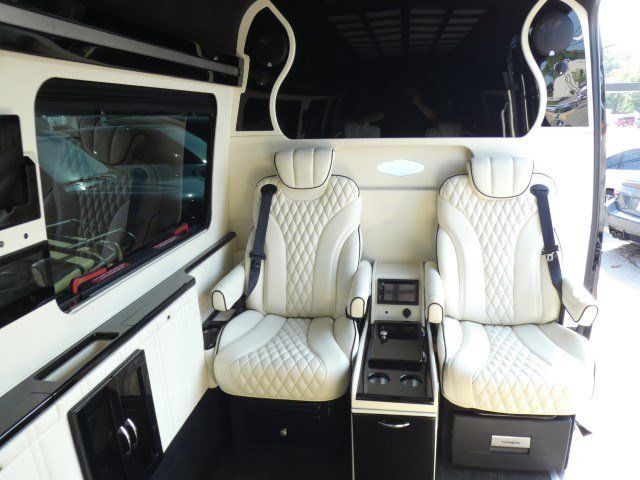 Used 2019 Mercedes-Benz Sprinter 170 image 21