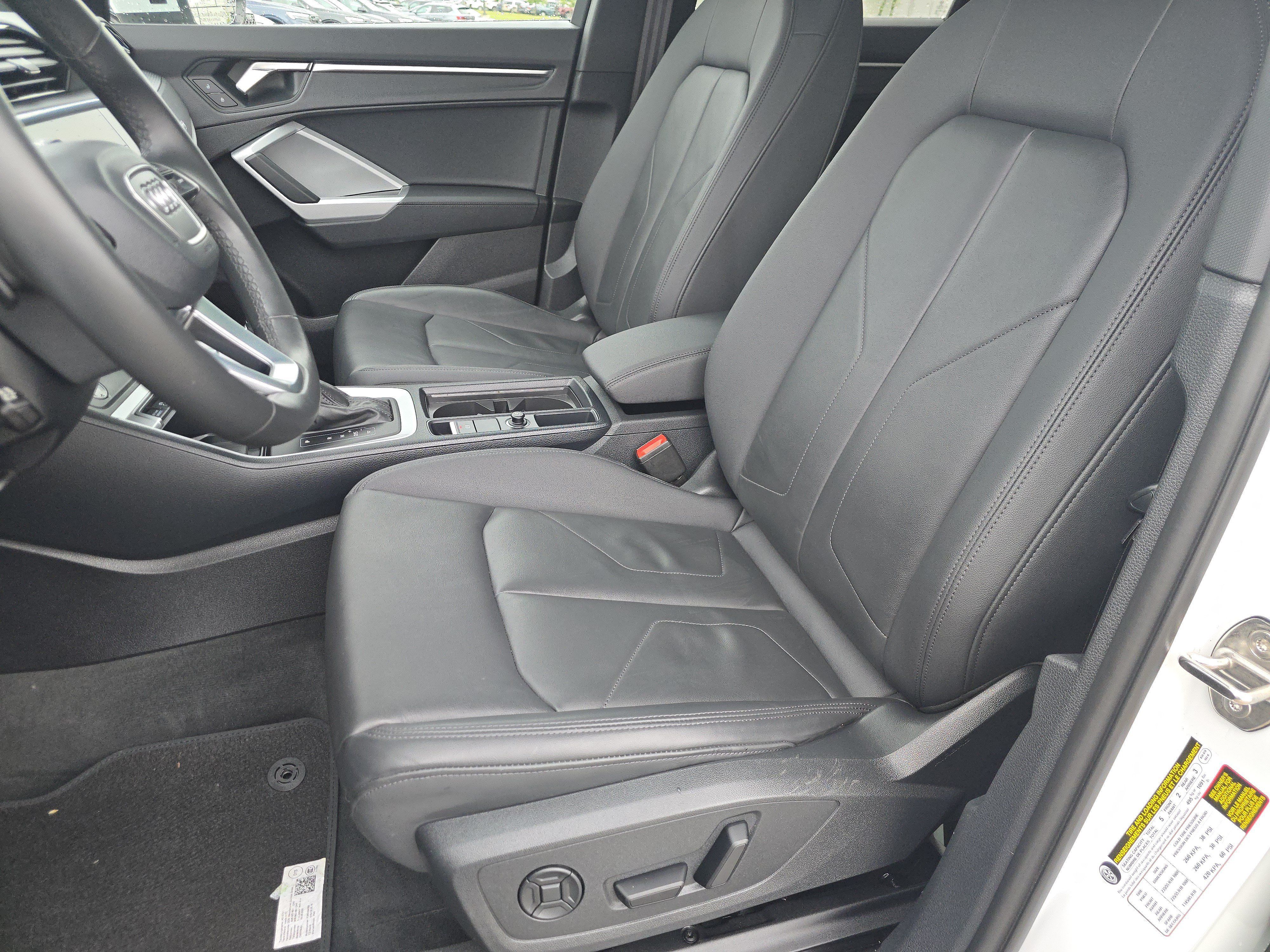 Certified 2025 Audi Q3 2.0T Premium w/ Convenience Package AWD/4WD image 20