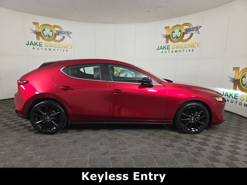 Used 2024 MAZDA MAZDA3 s FWD image 10