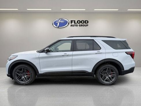 New 2026 Ford Explorer ST-Line image 5