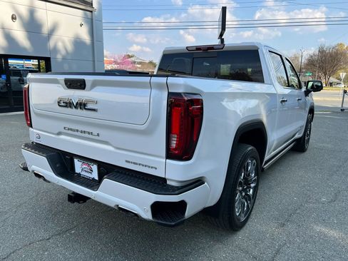 Used 2023 GMC Sierra 1500 Denali Ultimate image 4