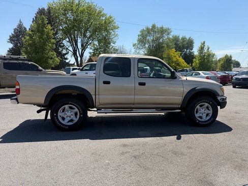 Used 2004 Toyota Tacoma PreRunner RWD image 25