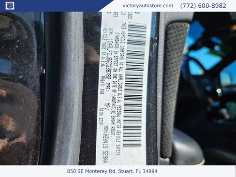 Used 2016 Jeep Grand Cherokee SRT image 76