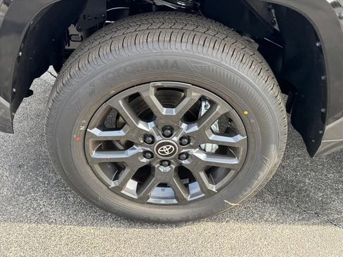 New 2026 Toyota Tundra Platinum AWD/4WD image 15
