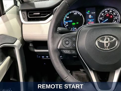Used 2022 Toyota RAV4 XLE w/ Convenience Package AWD/4WD image 15