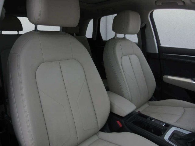 Used 2021 Audi Q3 2.0T Premium Plus w/ Premium Plus Package AWD/4WD image 11