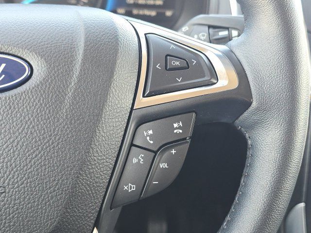 Used 2022 Ford Edge Titanium AWD/4WD image 42