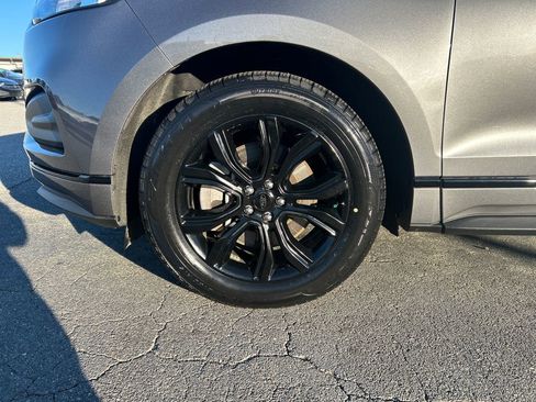 Used 2022 Ford Edge SE w/ Black Appearance Package image 24