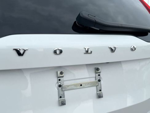 Used 2023 Volvo XC90 B6 Plus w/ Protection Package Premier image 3