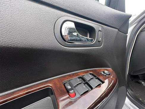 Used 2009 Buick LaCrosse CXL image 23