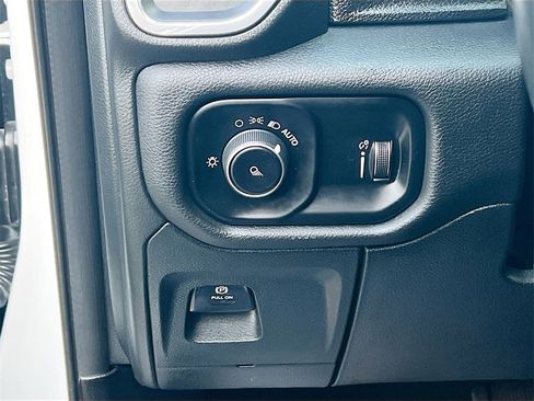 Used 2024 RAM 1500 Laramie image 10