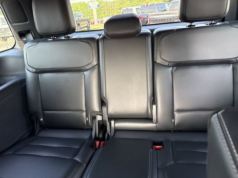 Used 2025 Ford Expedition Platinum w/ Stealth Performance Package AWD/4WD image 23