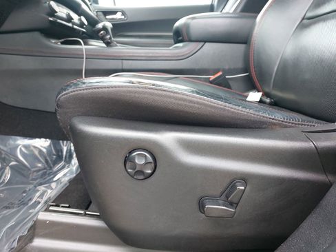 Used 2024 Dodge Durango GT RWD image 27
