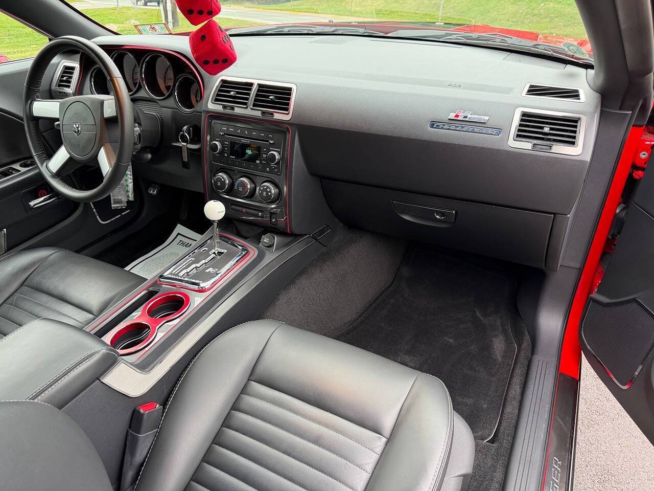Used 2010 Dodge Challenger SE RWD image 16
