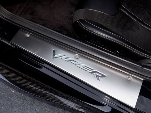 Used 2017 Dodge Viper GTC w/ ACR Package image 32