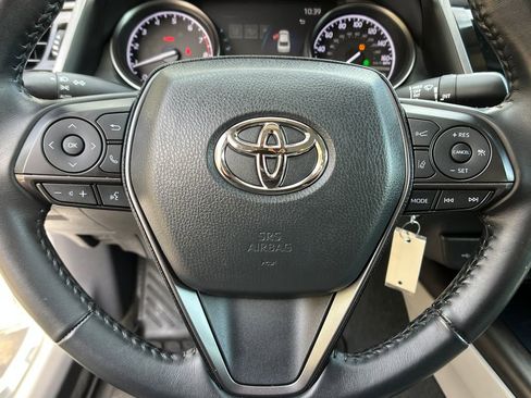 Used 2023 Toyota Camry SE AWD/4WD image 14