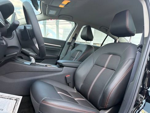 New 2026 Nissan Altima 2.5 SR FWD image 10