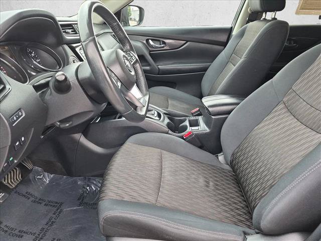 Used 2018 Nissan Rogue SV FWD image 20