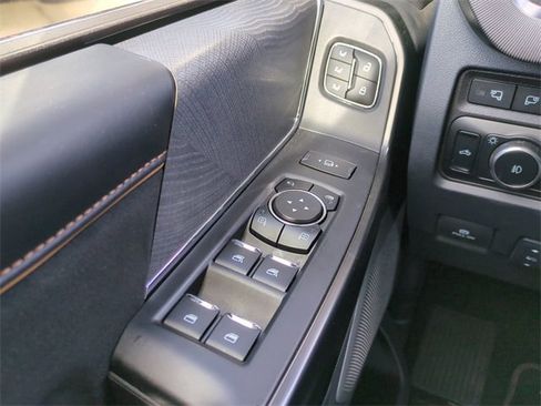 Used 2024 Ford F250 Platinum image 28