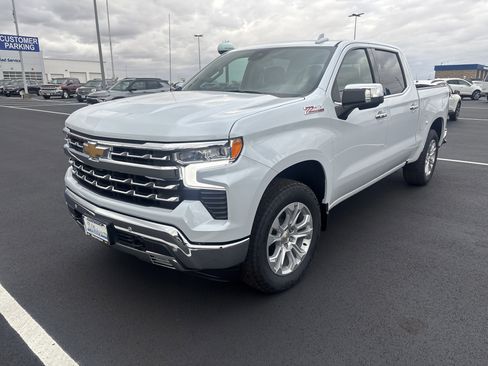 New 2026 Chevrolet Silverado 1500 LTZ w/ LTZ Premium Package image 13