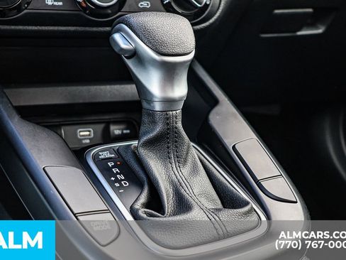 Used 2025 Kia Soul LX w/ LX Technology Package image 43