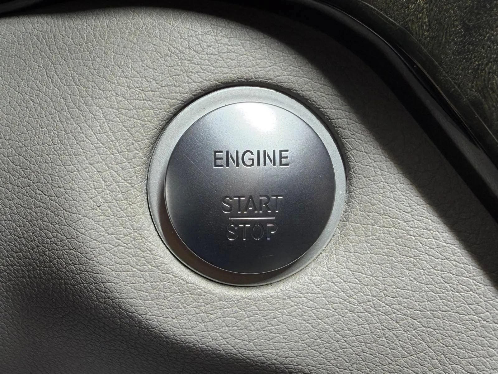 Used 2015 Mercedes-Benz ML 350 4MATIC w/ Premium 1 Package image 34