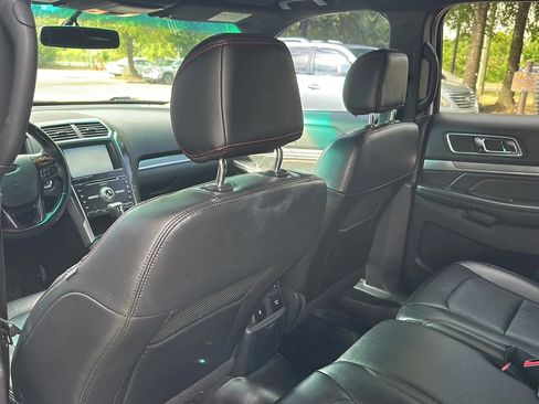 Used 2016 Ford Explorer Sport w/ Equipment Group 401A AWD/4WD image 17