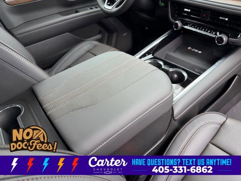 New 2026 Chevrolet Suburban High Country w/ Sun And Tow Package AWD/4WD image 28