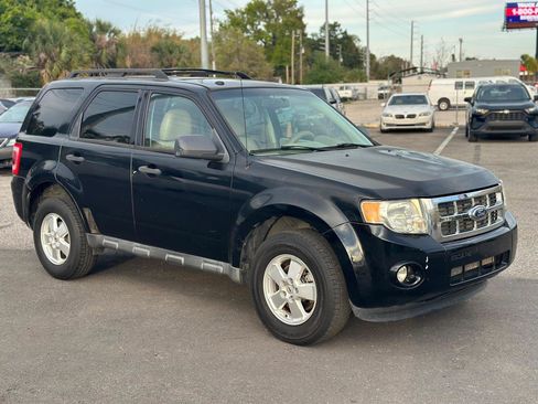 Used 2010 Ford Escape XLT image 5
