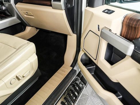 Used 2017 Ford F150 Lariat w/ Equipment Group 502A Luxury image 24