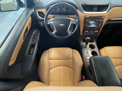 Used 2013 Chevrolet Traverse LTZ image 27