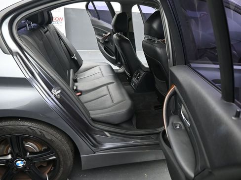 Used 2013 BMW 328i Sedan RWD image 22