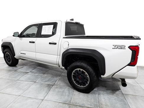 Used 2024 Toyota Tacoma TRD Off-Road AWD/4WD image 5