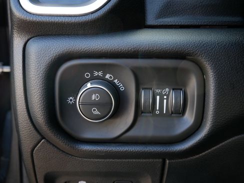 Used 2020 RAM 1500 Laramie image 20