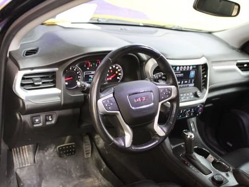 Used 2018 GMC Acadia SLT AWD/4WD image 14